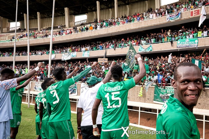 Nairobi, Kenya. 25 Jun 2023.  Gor Mahia players thank fans following the final whistle.  Credit: XtraTimeSports (Darren McKinstry)
